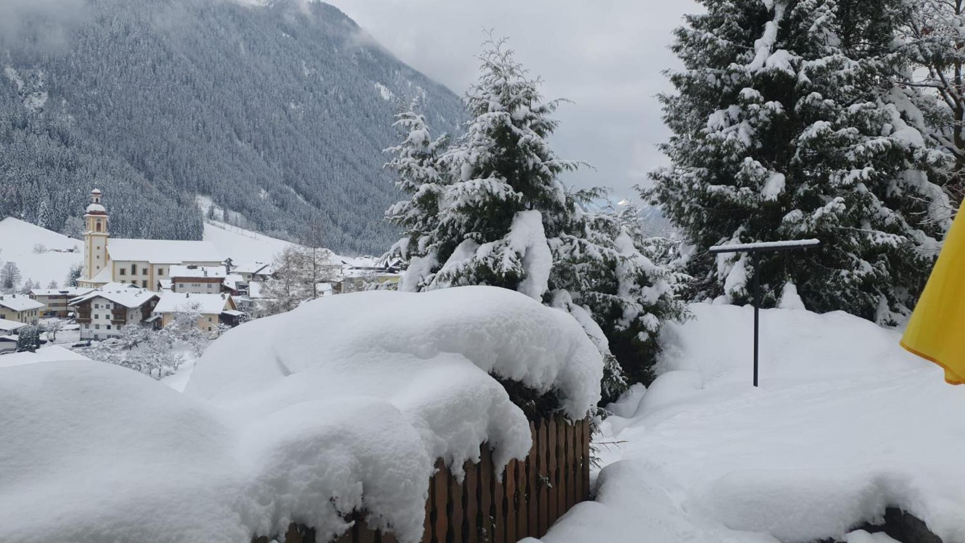Pension Terra Neustift im Stubaital Eksteriør bilde
