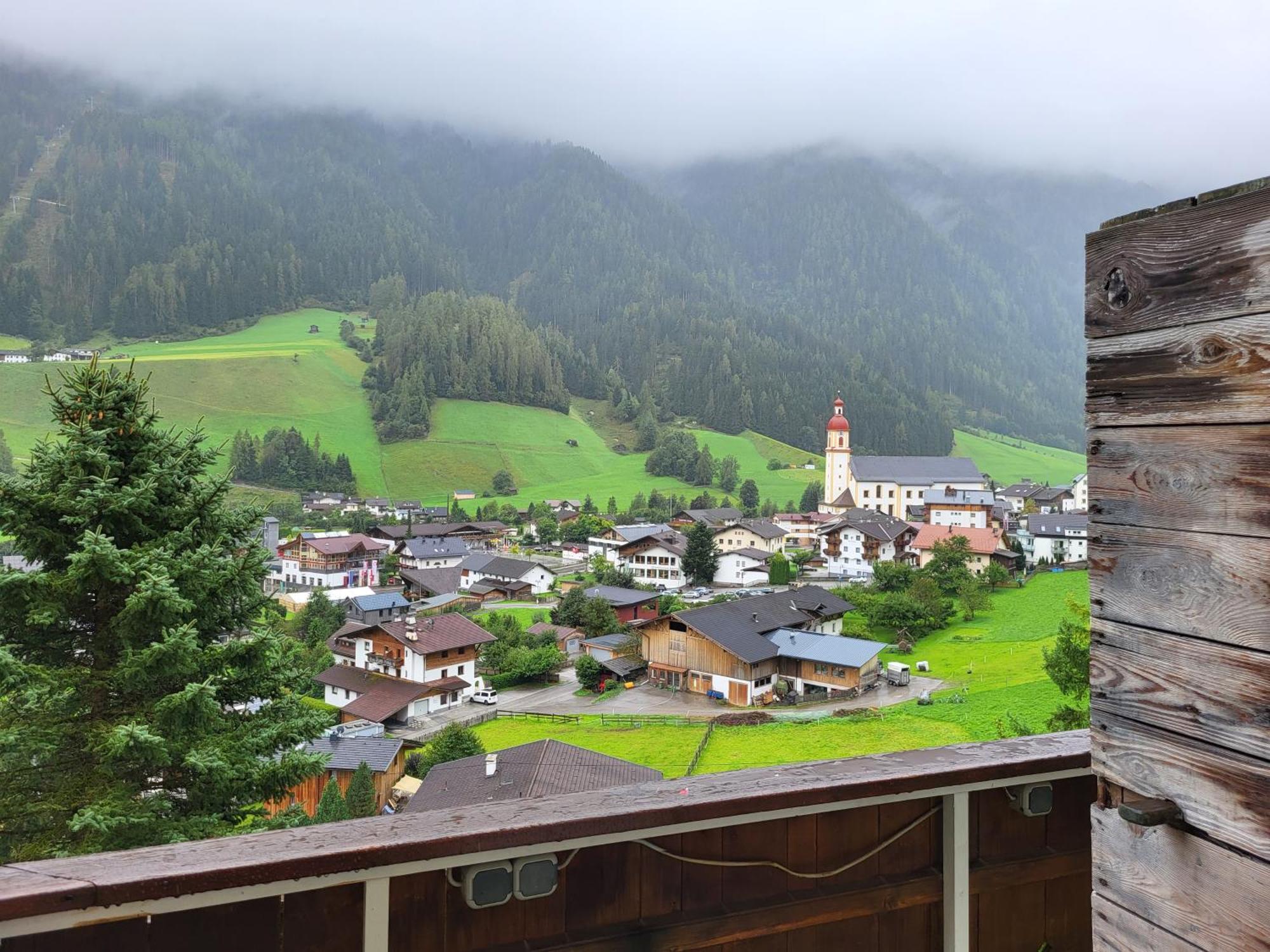 Pension Terra Neustift im Stubaital Eksteriør bilde