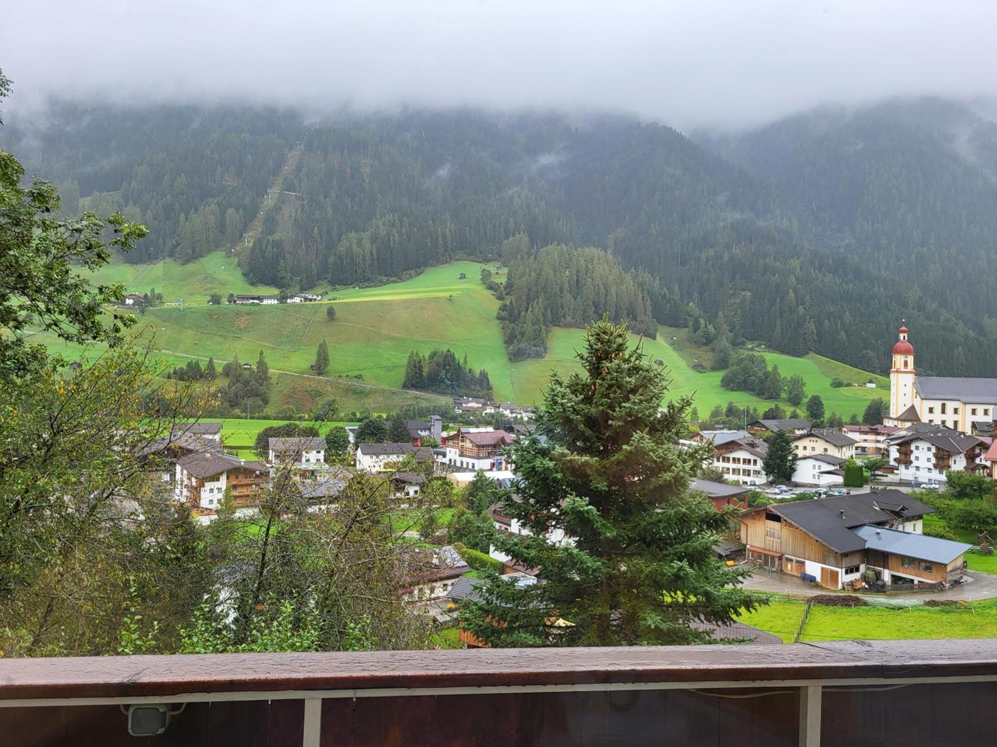 Pension Terra Neustift im Stubaital Eksteriør bilde