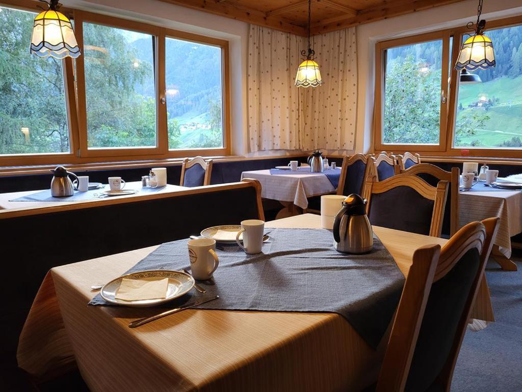 Pension Terra Neustift im Stubaital Eksteriør bilde